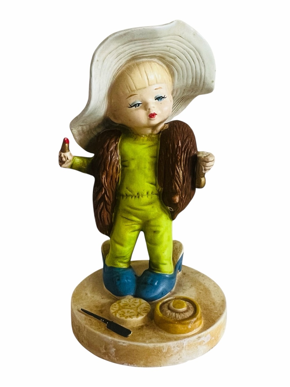 Vintage 1972 Twinton Japan Girl with Hat Figurine